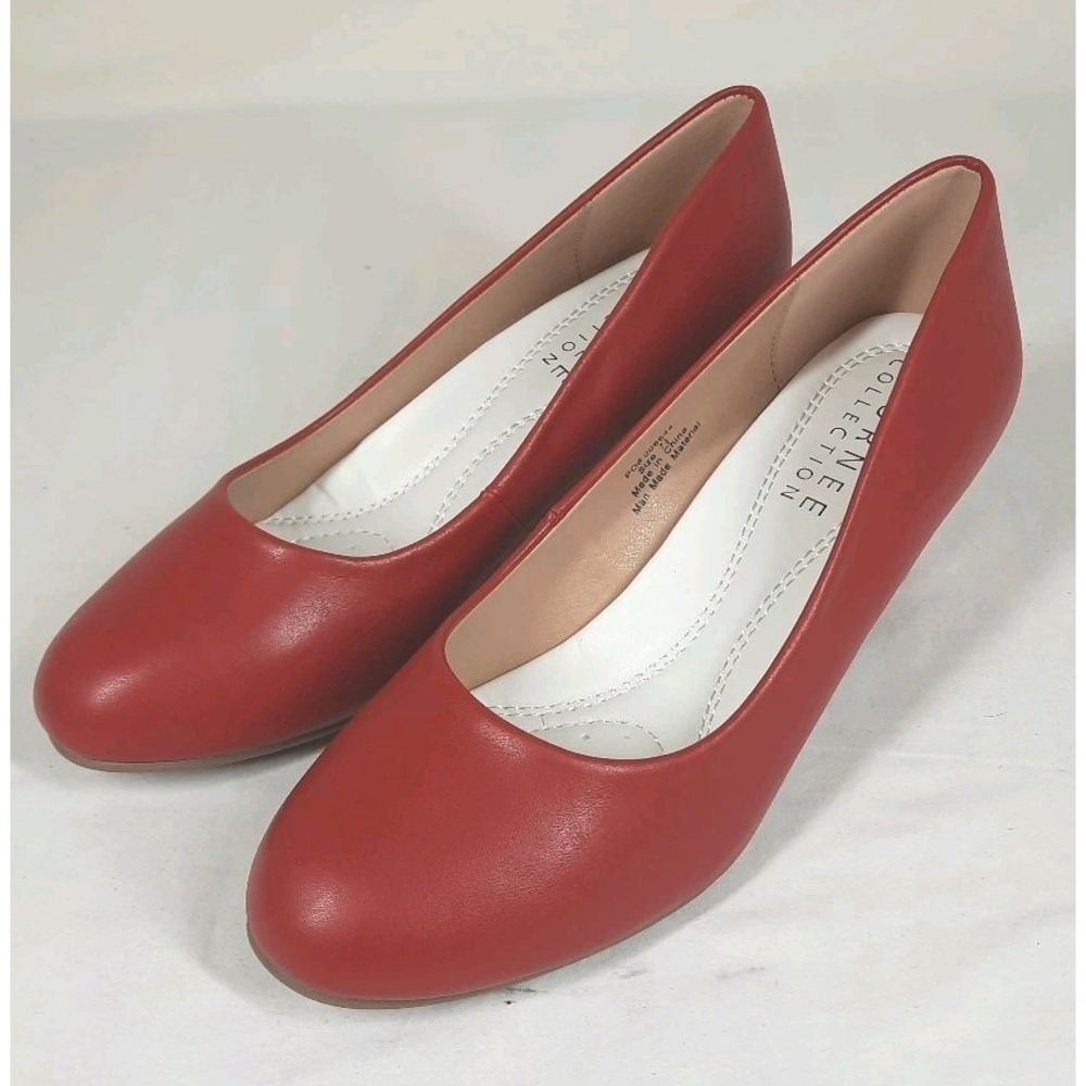 Journee Collection Luu Women's Round Toe Pumps Red Faux Leather US Size 7.5 - Picture 3 of 11